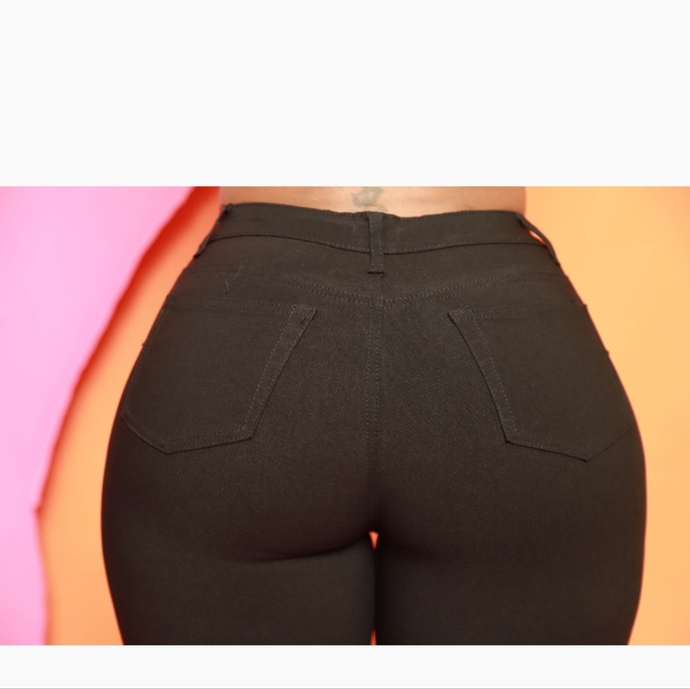 Jeans - Picture 7 of 9